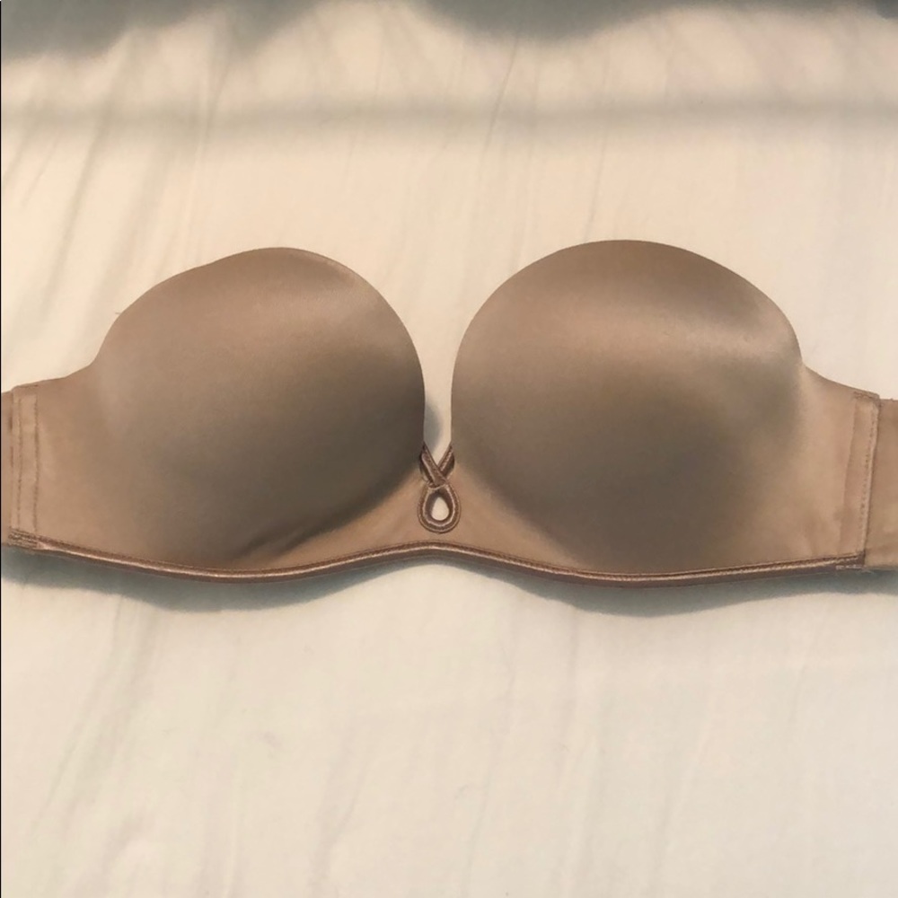 Victoria’s Secret Nude Strapless Push Up Bra 32B